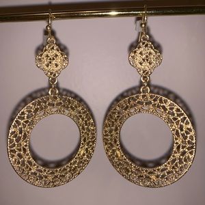 Golden Mandala Hang Earrings